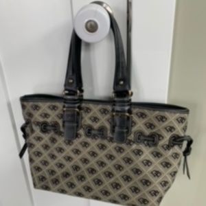 Vintage Dooney & Bourke small tote with coin purse